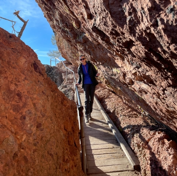 Meet your Posher, Giulianna - Picture 3 of 4